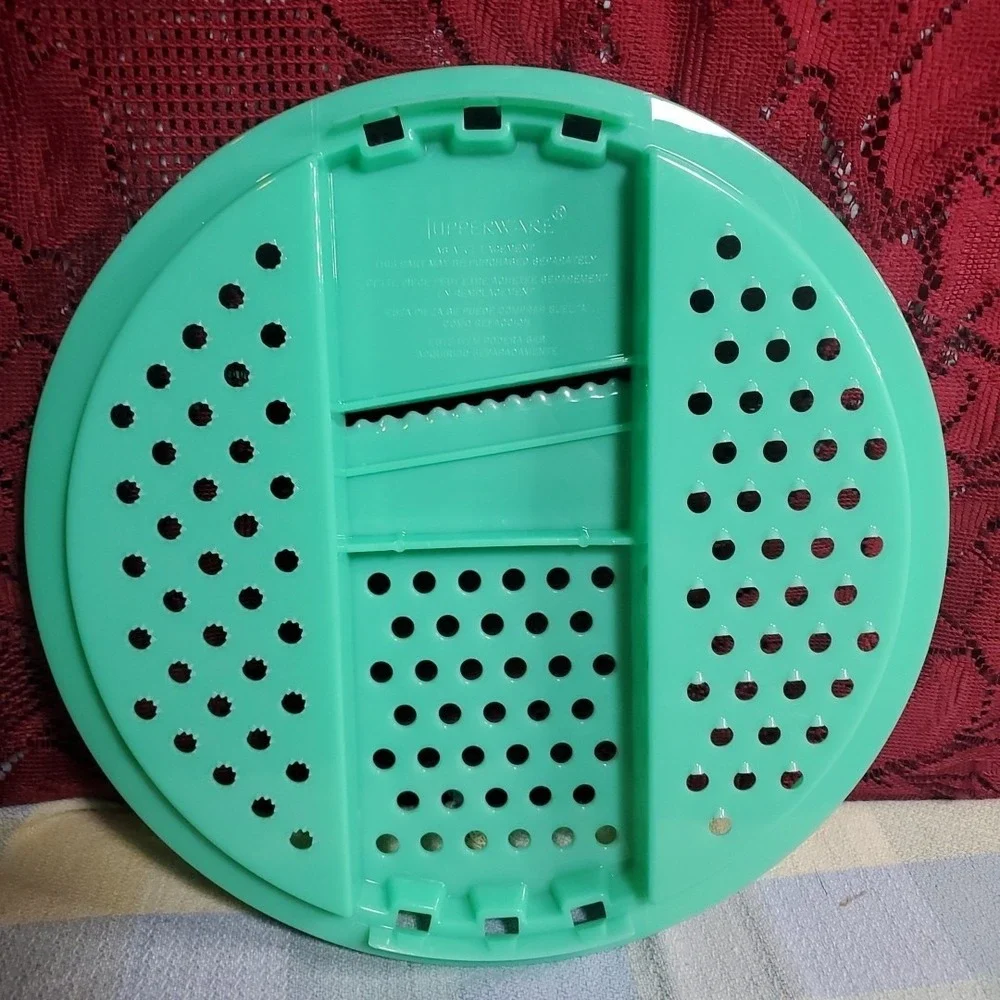 Tupperware 786-6 Vintage Grater Slicer Bowl Set Seafoam Green Kitchen‎ Retro USA